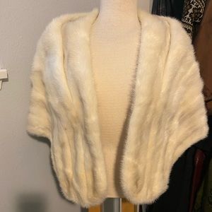 Dan Grossman Jordan. Marsh Fur Stole